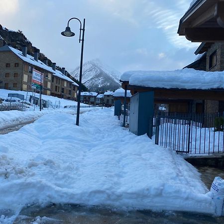 Chalet Casa La Cumbrecita En Пантікоса Екстер'єр фото