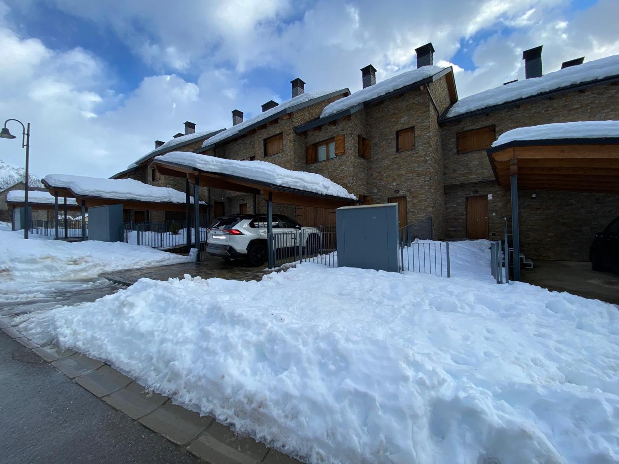 Chalet Casa La Cumbrecita En Пантікоса Екстер'єр фото